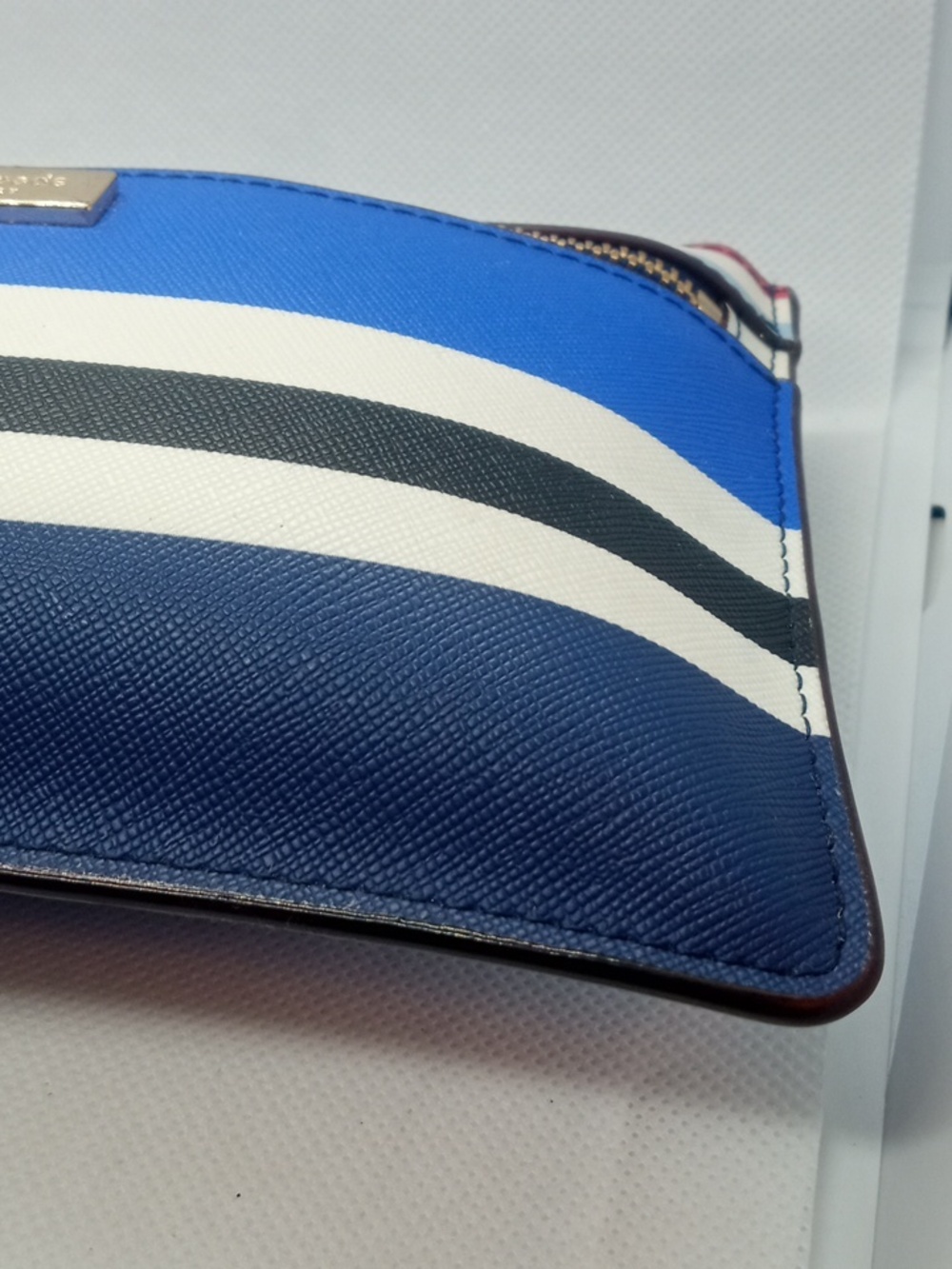 KATE SPADE WRISTLET - Picture 5 of 9
